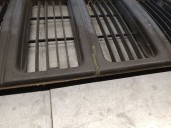 Recambio de rejilla delantera para jeep cherokee (xj) 2.5 tdi 4x4 referencia OEM IAM 55055150  