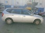 kia carens iii monospace (un) del año 2009