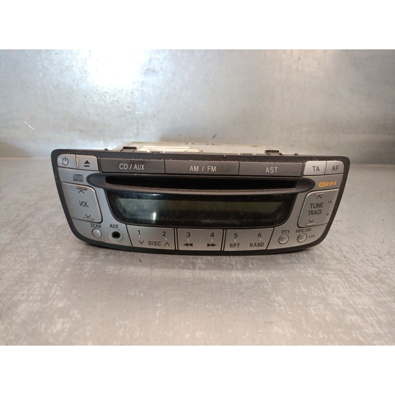 Recambio de sistema audio / radio cd para peugeot 107 (pm_, pn_) 1.0 referencia OEM IAM 861200H010 6564K6 