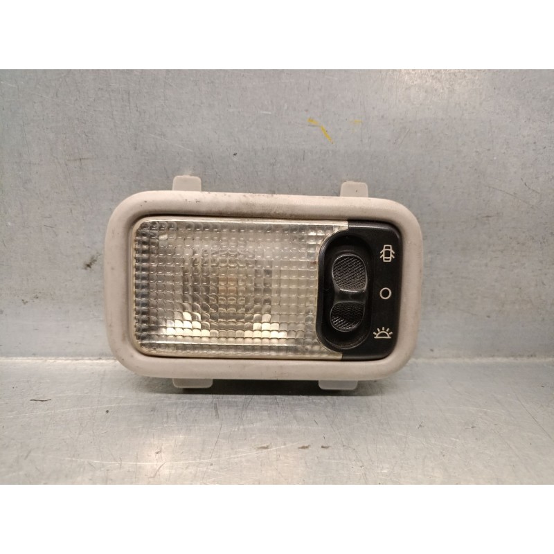 Recambio de luz interior para peugeot 107 (pm_, pn_) 1.0 referencia OEM IAM 6362P3 6362P3 