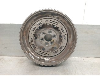 Recambio de volante motor para skoda octavia iii (5e3, nl3, nr3) 1.5 tsi referencia OEM IAM 04E105266K 04E105266K 