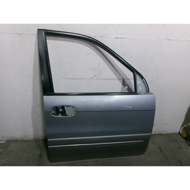 Recambio de puerta delantera derecha para kia carnival ii (gq) 2.9 crdi referencia OEM IAM 0K57A58020E K57A58020E 