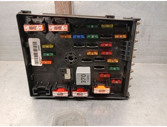 Recambio de caja reles / fusibles para volkswagen passat cc b6 (357) 2.0 tdi 4motion referencia OEM IAM 3C0937125 63592777