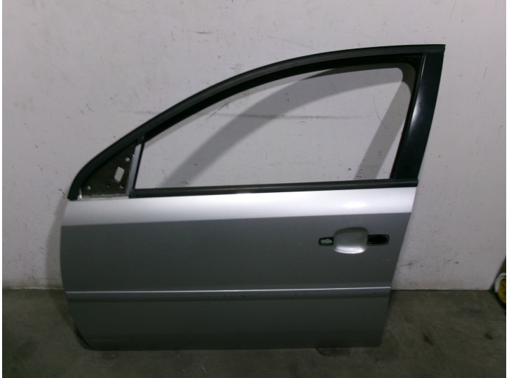 Recambio de puerta delantera izquierda para opel vectra c gts (z02) 1.9 cdti (f68) referencia OEM IAM 124061 