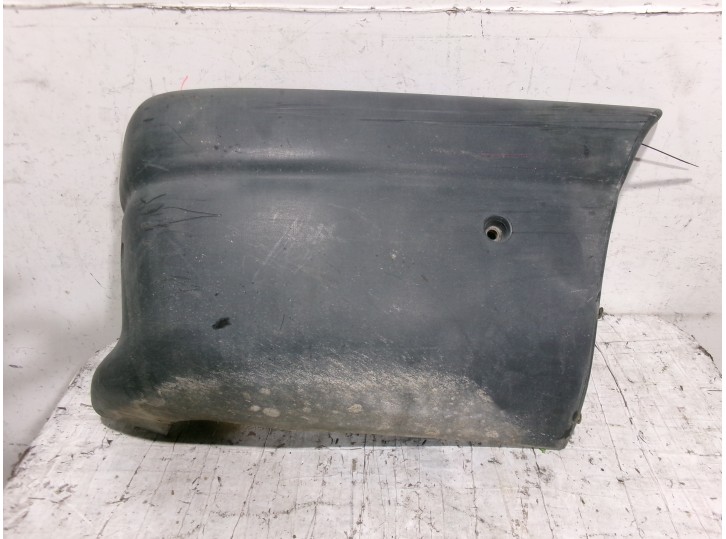 Replacement right rear bumper end cap for Nissan Interstar mod. 04 (X70) 2.5 dCi Diesel CAT OEM IAM reference 