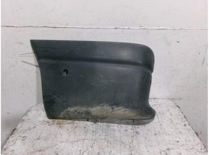 Replacement left rear bumper end cap for Nissan Interstar mod. 04 (X70) 2.5 dCi Diesel CAT OEM IAM reference 