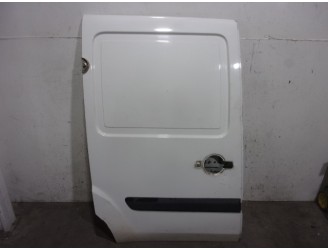 Recambio de puerta lateral corredera derecha para fiat doblo cargo (223) 1.3 55kw referencia OEM IAM 51934377  