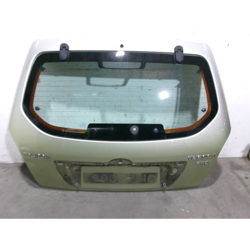 Recambio de porton trasero para hyundai tucson (jm) 2.0 crdi cat referencia OEM IAM 737002E050  