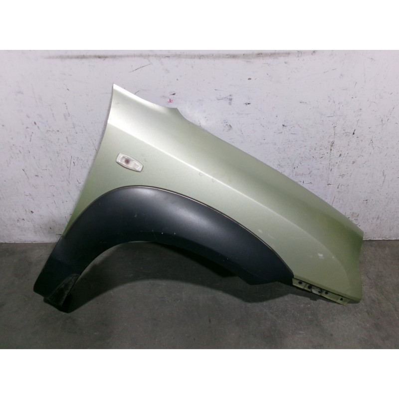 Recambio de aleta delantera derecha para hyundai tucson (jm) 2.0 crdi cat referencia OEM IAM 663212E130  