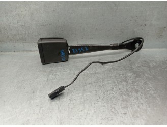 Recambio de enganche cinturon para seat leon (kl1, klg) 1.0 tsi referencia OEM IAM 8Y0857755  