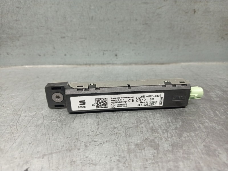 Recambio de antena para seat leon (kl1, klg) 1.0 tsi referencia OEM IAM 5FA035225C  920627043