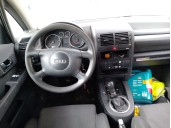 audi a2 (8z0) del año 2003