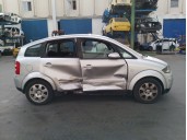 audi a2 (8z0) del año 2003