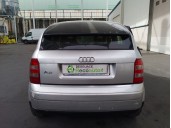 audi a2 (8z0) del año 2003