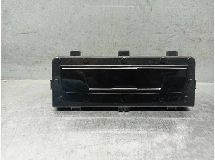 Recambio de mando climatizador para seat leon (kl1, klg) 1.0 tsi referencia OEM IAM 11A907049 11A907049 90160211