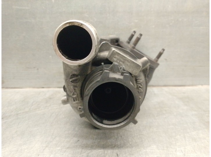 Recambio de turbocompresor para jaguar xf i (x250) 3.0 d referencia OEM IAM AX2Q6K682BC C2C40365 7784224 GARRETT