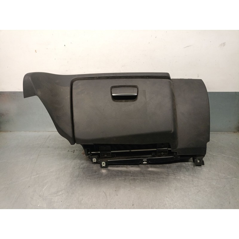 Recambio de guantera para bmw serie 1 berlina (e81/e87) 2.0 16v referencia OEM IAM 696263203  