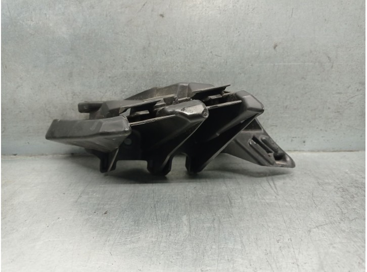Replacement rear bumper reinforcement for Seat Leon (KL1, KLG) 1.0 TSI OEM IAM reference 5FA807377 