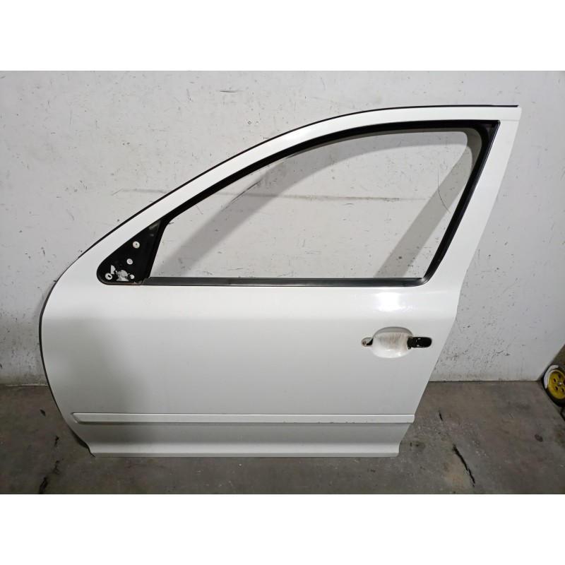 Recambio de puerta delantera izquierda para skoda octavia ii (1z3) 1.2 tsi referencia OEM IAM  1Z0831055 