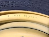 Recambio de neumatico repuesto para subaru legacy v station wagon (br) 2.0 d awd referencia OEM IAM 28111AJ14A 22565R17102H YOKO