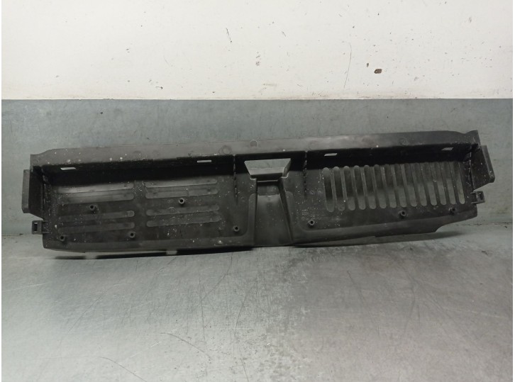 Recambio de calandra delantera de radiador para seat leon (kl1, klg) 1.0 tsi referencia OEM IAM 5FA121329 5FA121329 