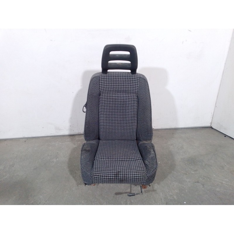 Recambio de asiento delantero izquierdo para nissan terrano (wd21) 2.7 td referencia OEM IAM 8700065G00 8700065G00 