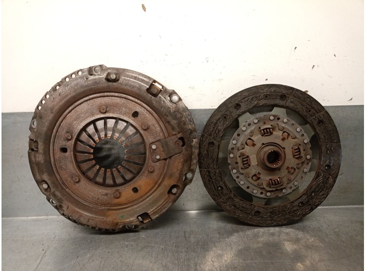 Recambio de kit embrague para toyota proace furgoneta (mdz_) 1.5 d4d (mdz8) referencia OEM IAM  SU001A8021 