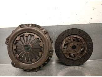 Replacement clutch kit for Peugeot 206 Hatchback (2A/C) 1.4 i OEM IAM reference 2051J5 2051J5 