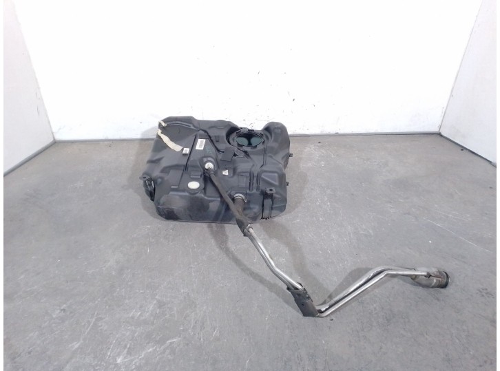 Recambio de deposito combustible para volvo v40 hatchback (525) d3 referencia OEM IAM 31432940 31432940 