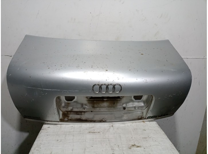 Replacement rear tailgate for Audi A6 C5 (4B2) 2.5 TDI OEM IAM reference 4B5827023R 