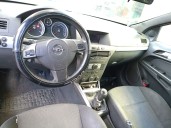 opel astra h gtc (a04) del año 2005