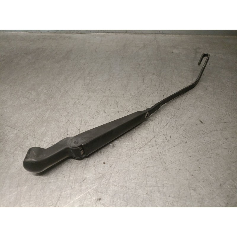 Recambio de brazo limpia trasero para land rover defender (ld) 2.5 tdi referencia OEM IAM PRC8558 PRC8558 