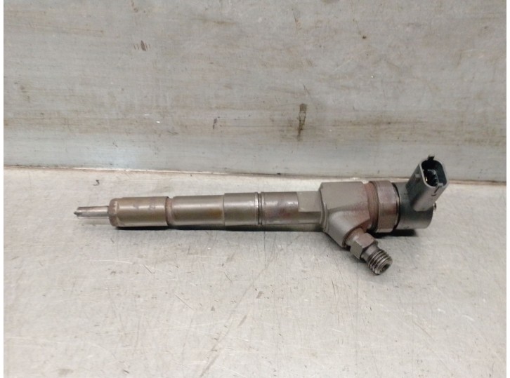 Replacement injector for Opel Insignia A (G09) 2.0 CDTi (68) OEM IAM reference 0445110327 0445110327 BOSCH