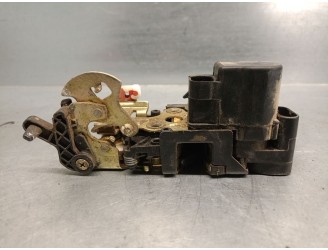 Recambio de cerradura puerta trasera derecha para ssangyong rexton / rexton ii (gab_) 2.7 xdi referencia OEM IAM 7132008002 7132