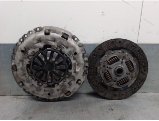 Recambio de kit embrague para skoda karoq (nu7, nd7) 1.6 tdi referencia OEM IAM 04L141015D 04C141016H LUK