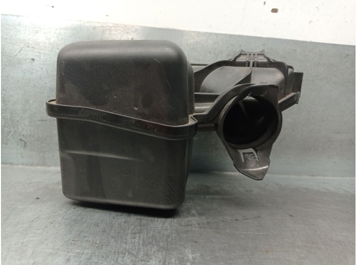 Recambio de filtro aire para opel corsa f (p2jo) 1.5 (68) referencia OEM IAM 9824251780 1160111S02