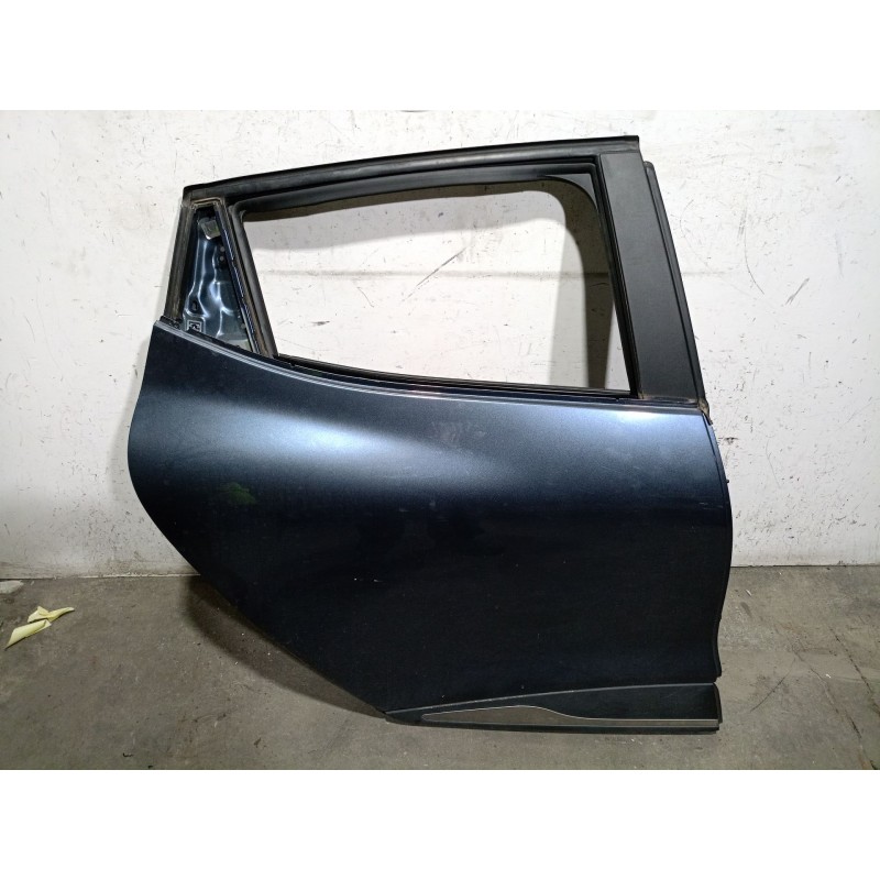 Recambio de puerta trasera derecha para renault clio iv (bh_) 1.5 dci 90 referencia OEM IAM  821008626R 