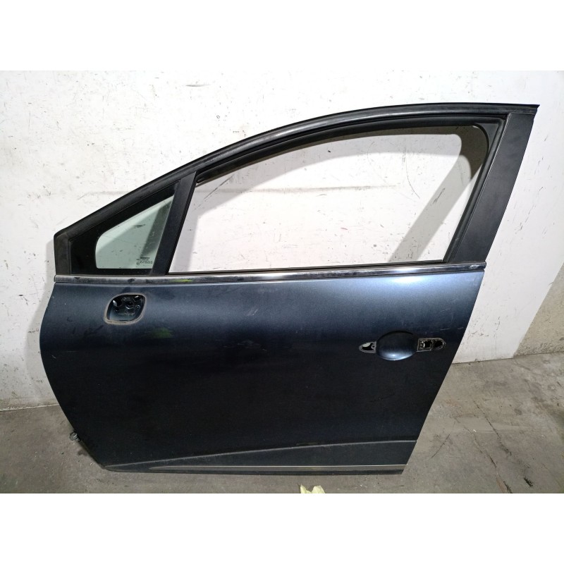 Recambio de puerta delantera izquierda para renault clio iv (bh_) 1.5 dci 90 referencia OEM IAM   