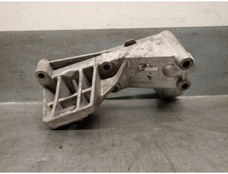 Recambio de soporte motor para iveco daily vi furgoneta naturalpower 35s14, 35c14, 40c14, 50c14, 60c14, 65c14,... referencia OEM