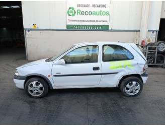 opel corsa b (s93) del año 2000