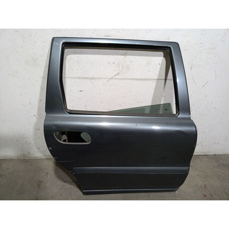 Recambio de puerta trasera derecha para volvo v70 ii (285) d5 referencia OEM IAM  30649494 