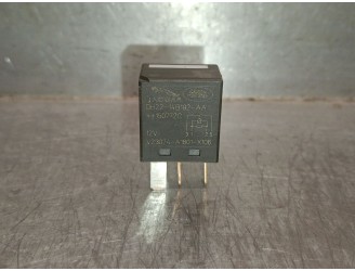 Recambio de rele para jaguar xe (x760) 2.0 d referencia OEM IAM DH2214B192AA  V23074A1801X106