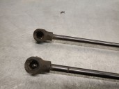 Replacement trunk / tailgate struts for Renault Clio IV (BH_) 1.5 dCi 90 OEM IAM reference 844308661R 844308661R 