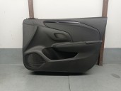 Recambio de guarnecido puerta delantera derecha para opel corsa f (p2jo) 1.5 (68) referencia OEM IAM 93476749 9832638480