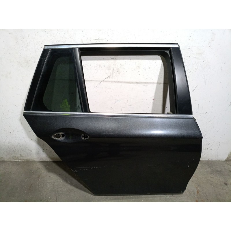 Recambio de puerta trasera derecha para bmw 5 touring (f11) 520 d referencia OEM IAM  41009628758 