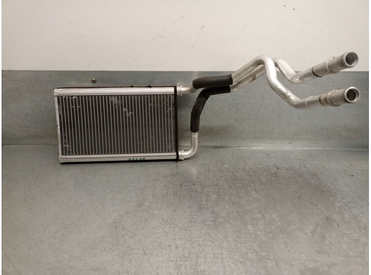 Recambio de radiador calefaccion / aire acondicionado para mazda 3 sedán (bm_, bn_) 2.0 referencia OEM IAM BJS761A10A BJS761A10A