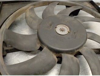 Recambio de electroventilador para audi a6 avant (4g5) 3.0 v6 24v tdi referencia OEM IAM 8K0121003AD M161001 VALEO