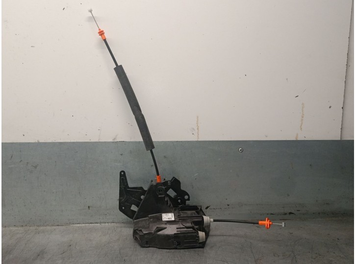 Recambio de cerradura puerta trasera izquierda para jaguar xe (x760) 2.0 d referencia OEM IAM GX7324995CC T2H6213 C37002105