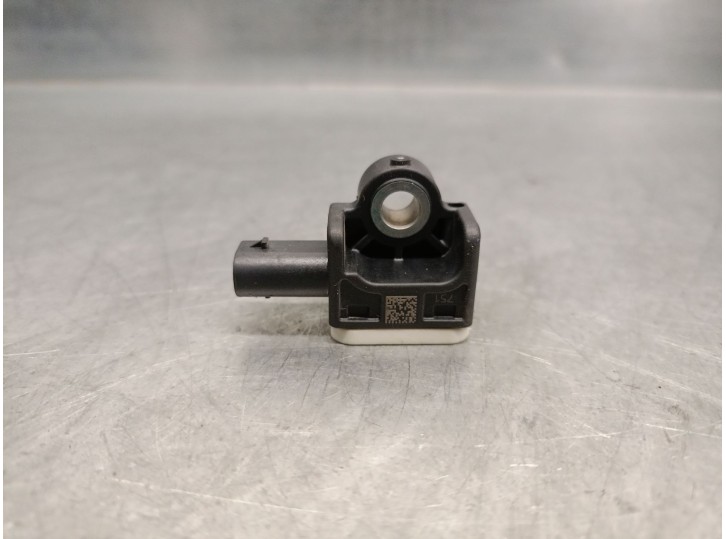 Replacement impact sensor for Seat Ibiza IV (6J5, 6P1) 1.4 OEM IAM reference 6R0959351 