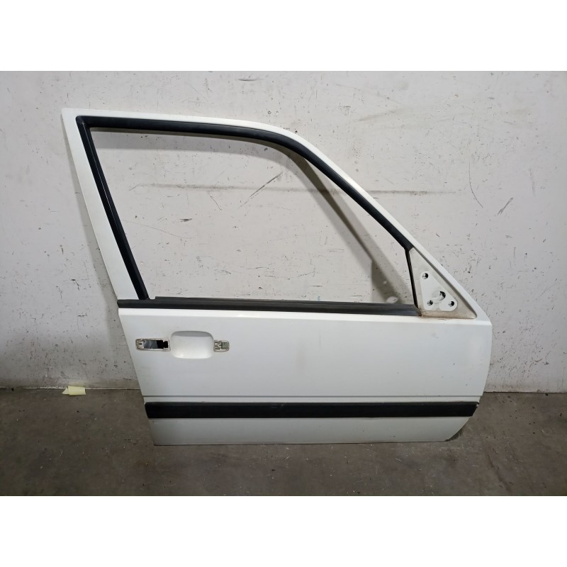 Recambio de puerta delantera derecha para volvo 460 (464) 2.0 referencia OEM IAM  3345182 